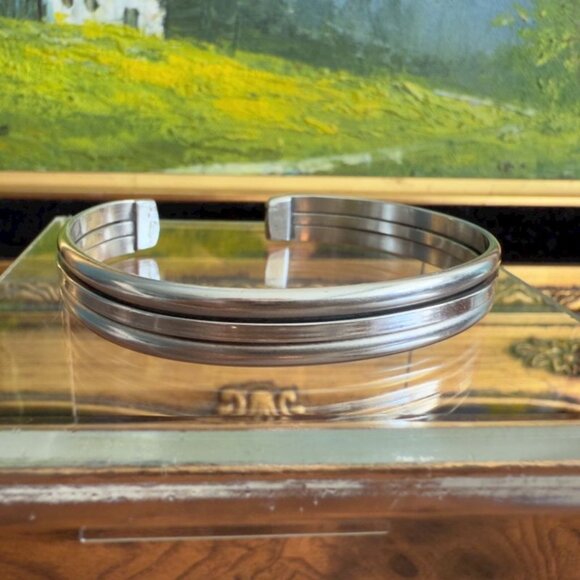 Vintage Navajo Sterling Silver Cuff Bracelet Stamped "Sterling Tahe" 5-3/4" Lady - Picture 2 of 10